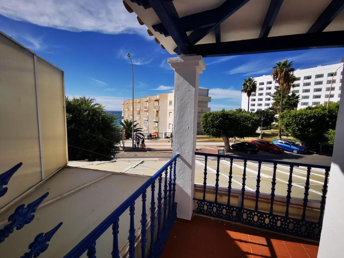 Hostal Marazul Nerja Zewnętrze zdjęcie